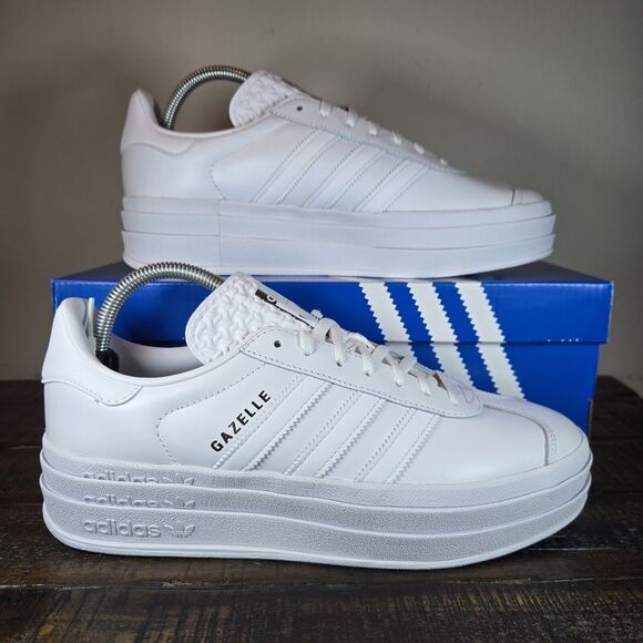 adidas Shoes - NEW Adidas Gazelle Bold Womens Size 10 Platform Sneakers Shoes White IE5130